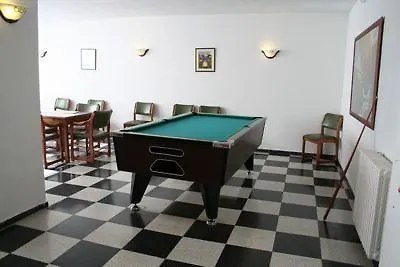 Tristaina Ξενοδοχείο 2*
